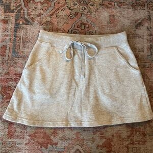 Brandy Melville Gray skirt